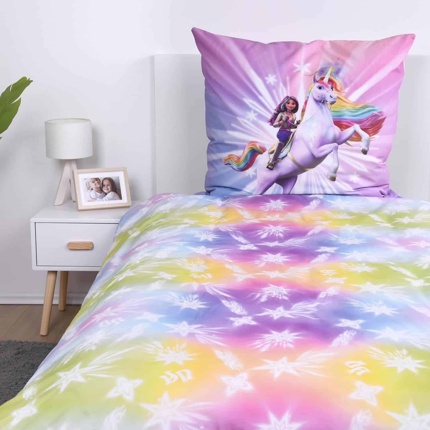 zauberhafte Unicorn Academy Bettwäsche mit Sophia und Wildstar