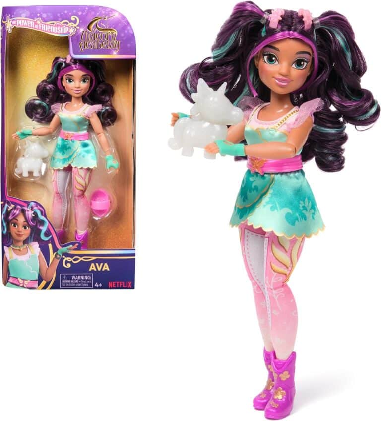 Unicorn Academy Puppe Ava Modell 2025 mit weißem Baby Einhorn